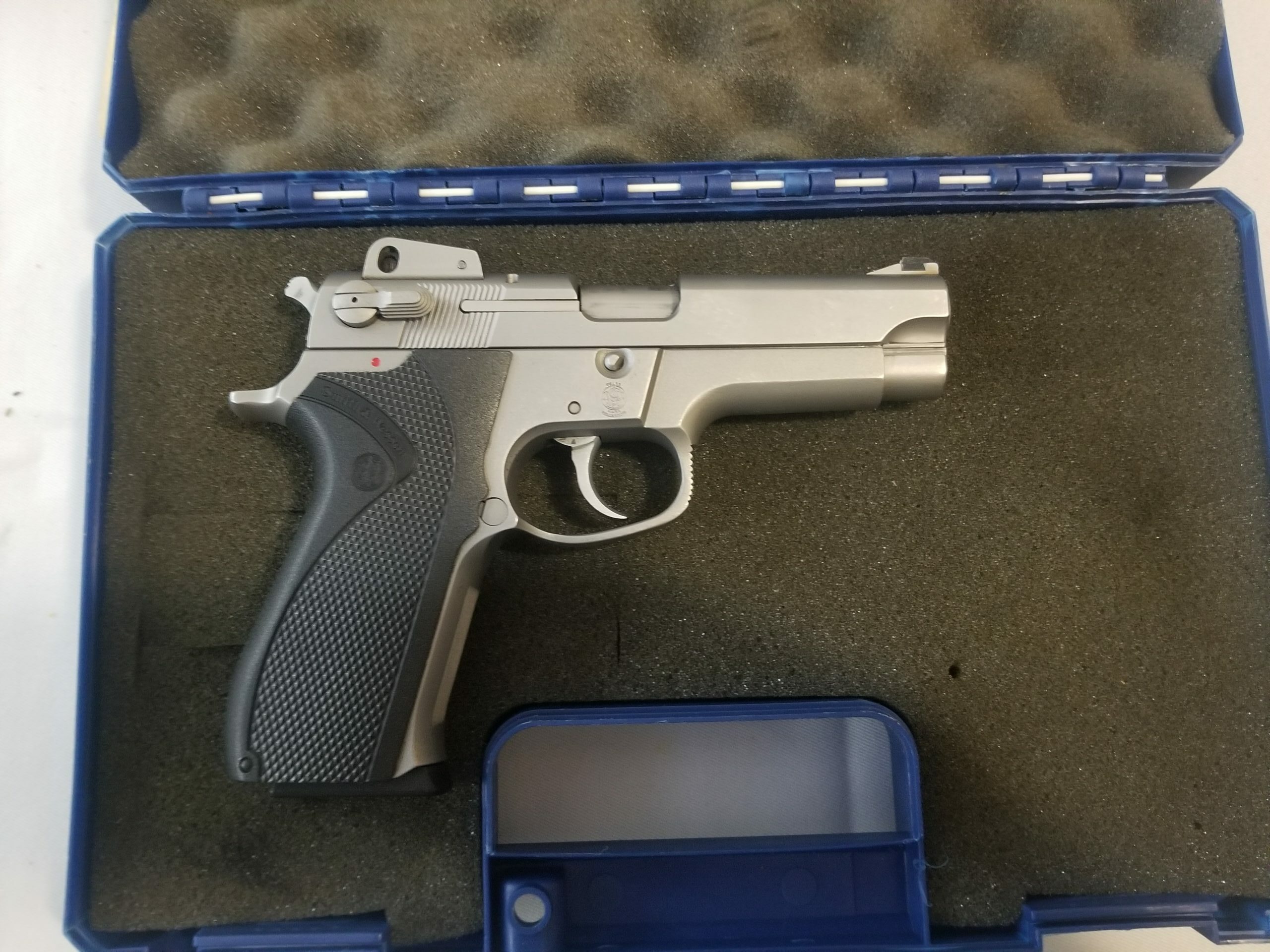5906 smith and wesson 9mm value